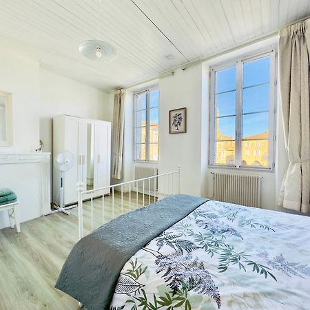 Maison De Ville Au Coeur D'Une Bastide Historique Monsegur  Bagian luar foto